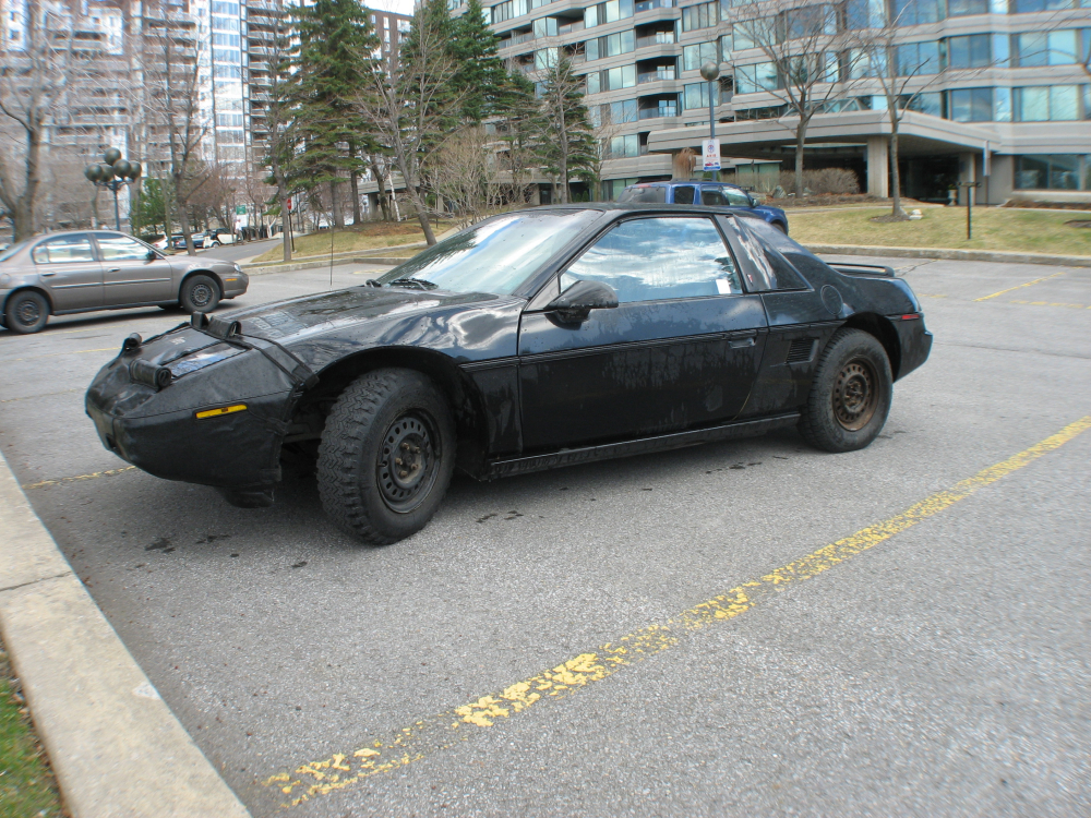 Pontiac Fiero 1986